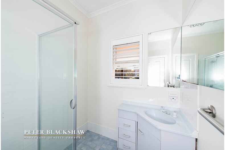 24 Barrallier Street Griffith 24 Barrallier Street Griffith