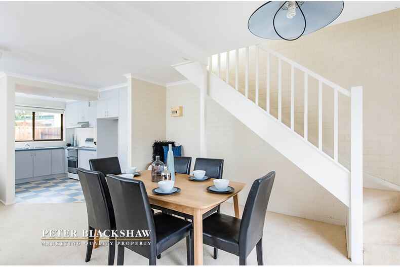 2/12 McKeahnie Street Queanbeyan