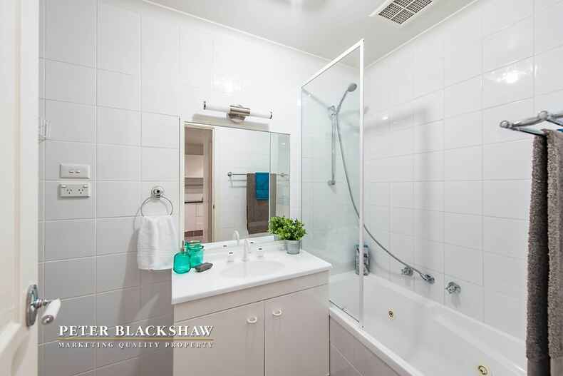 "The Fairways" 11/50 Leahy Close Narrabundah "The Fairways" 11/50 Leahy Close Narrabundah