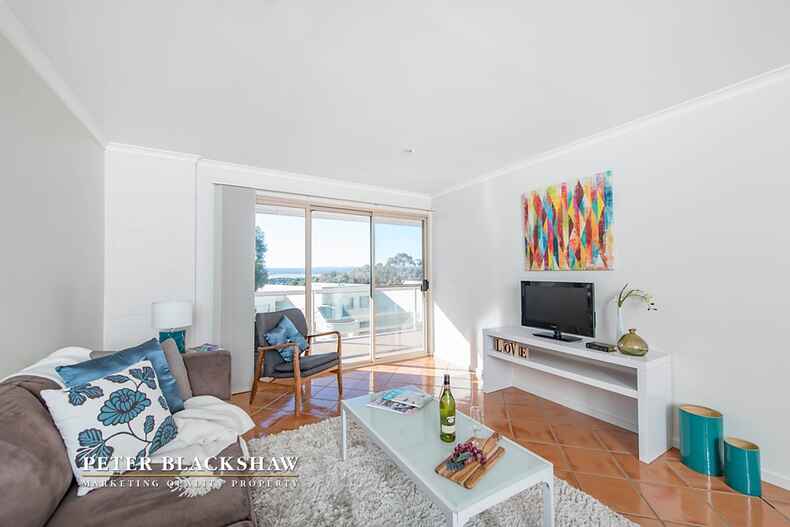 "The Fairways" 11/50 Leahy Close Narrabundah "The Fairways" 11/50 Leahy Close Narrabundah