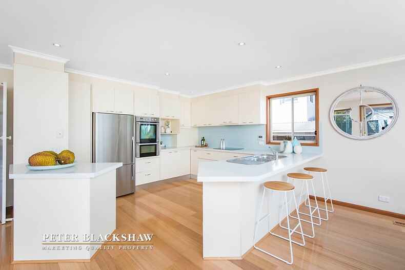 11 Turner Place Yarralumla 11 Turner Place Yarralumla