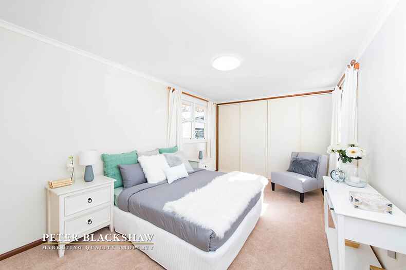 11 Turner Place Yarralumla 11 Turner Place Yarralumla