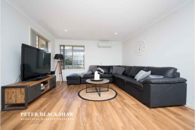 78 Hollows Circuit Macgregor 78 Hollows Circuit Macgregor