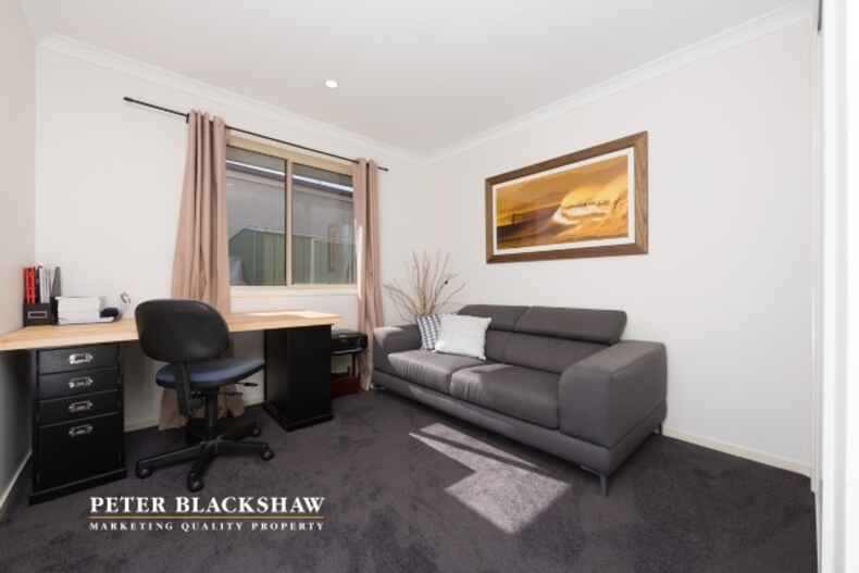 78 Hollows Circuit Macgregor 78 Hollows Circuit Macgregor