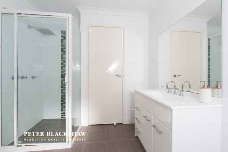 78 Hollows Circuit Macgregor 78 Hollows Circuit Macgregor