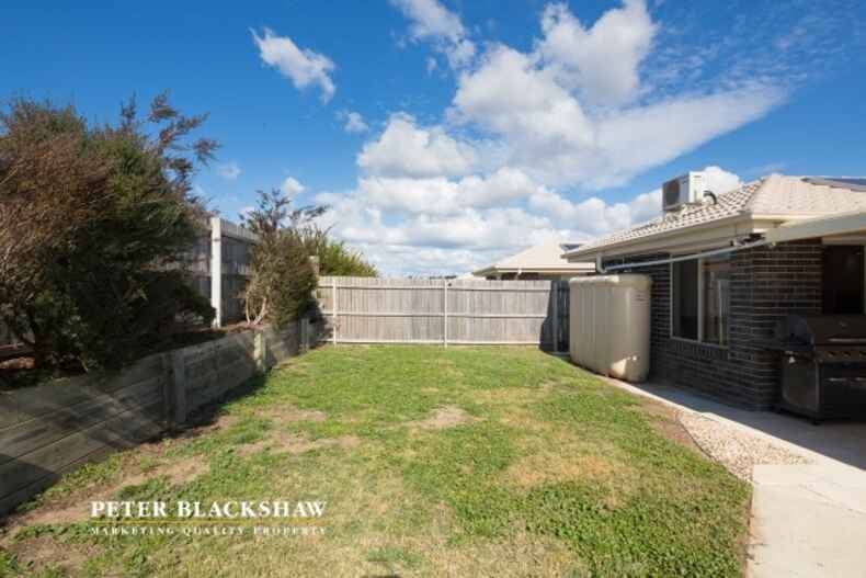 78 Hollows Circuit Macgregor 78 Hollows Circuit Macgregor