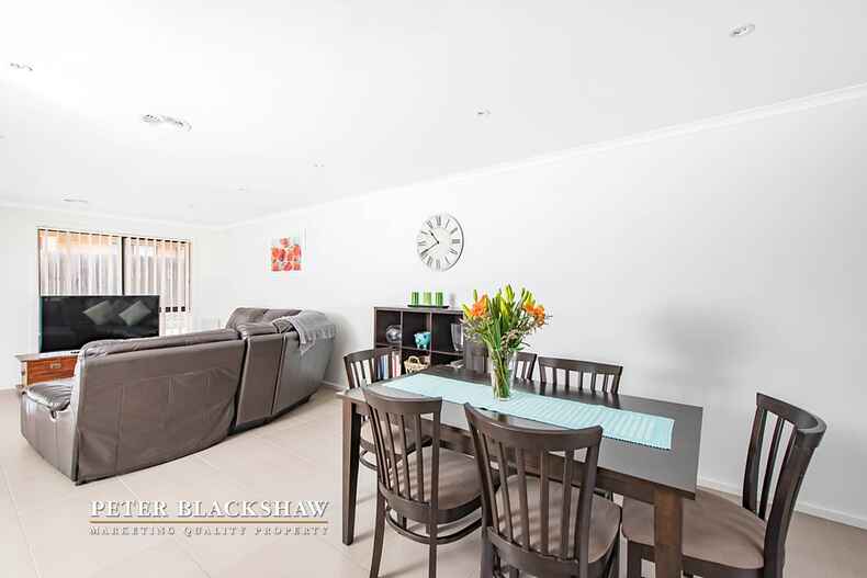 4/53 Erin  Street Queanbeyan