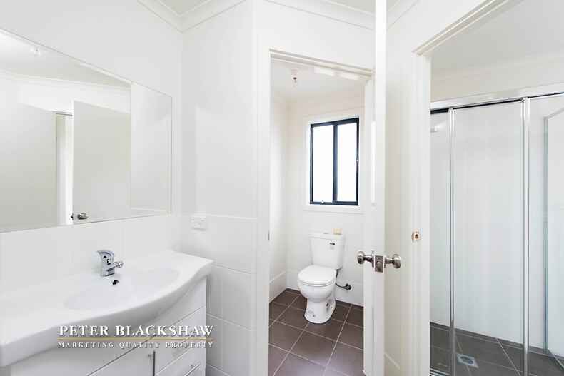 4/53 Erin  Street Queanbeyan