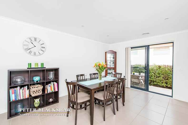 4/53 Erin  Street Queanbeyan