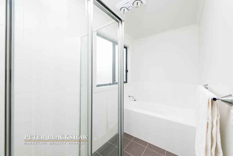 4/53 Erin  Street Queanbeyan