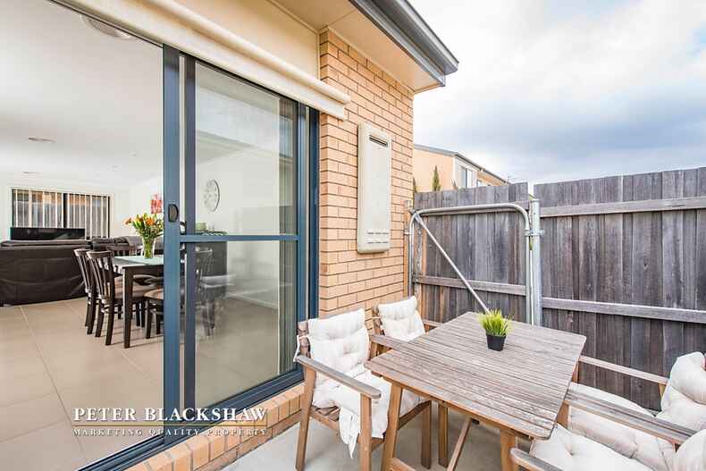 4/53 Erin  Street Queanbeyan