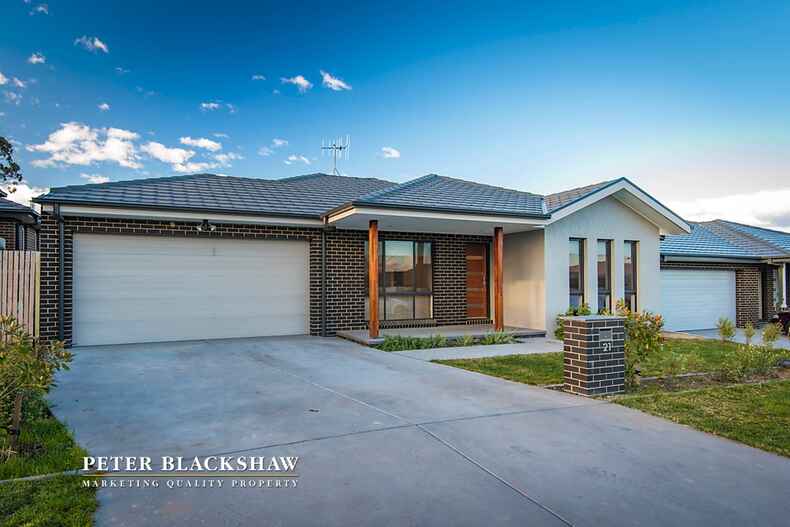 21 Griffiths Link Googong