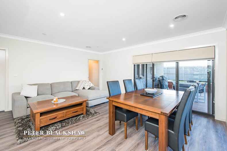 21 Griffiths Link Googong