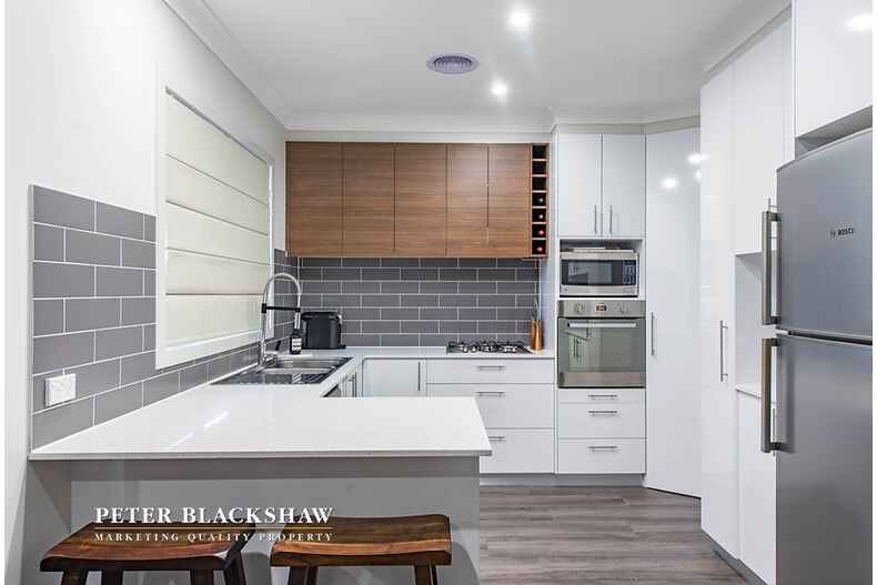 21 Griffiths Link Googong