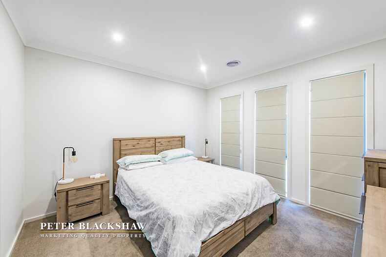 21 Griffiths Link Googong