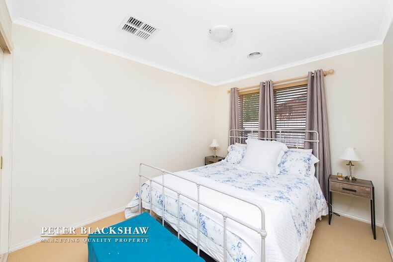 26 Ironbark Circuit Jerrabomberra