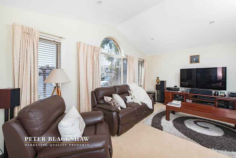 26 Ironbark Circuit Jerrabomberra