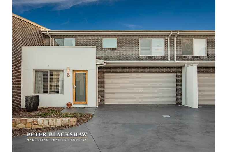 8/50 Victoria Owen Circuit Casey