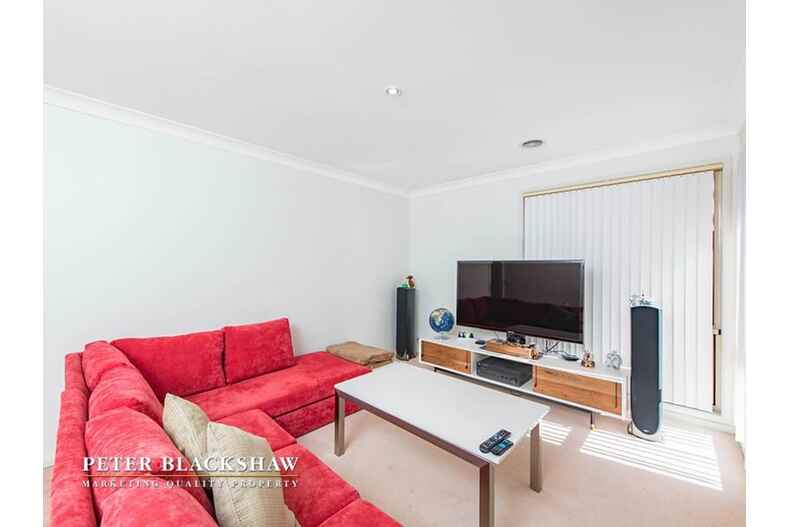 17 Cockatoo Close Nicholls 17 Cockatoo Close Nicholls