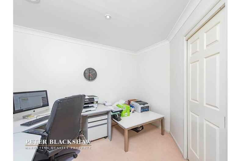 17 Cockatoo Close Nicholls 17 Cockatoo Close Nicholls