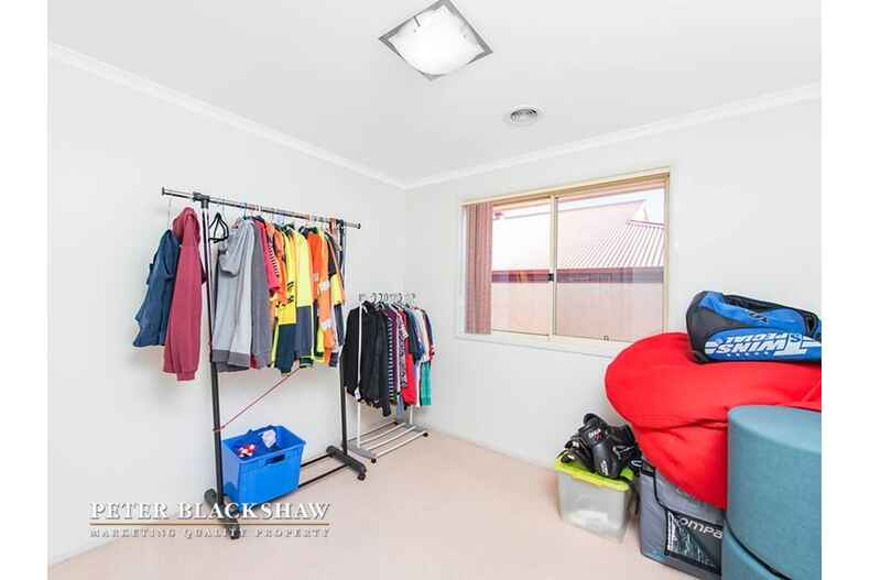 17 Cockatoo Close Nicholls 17 Cockatoo Close Nicholls