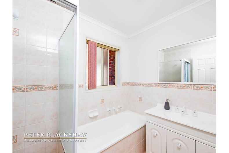 17 Cockatoo Close Nicholls 17 Cockatoo Close Nicholls