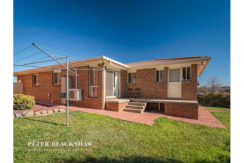 17 Cockatoo Close Nicholls 17 Cockatoo Close Nicholls