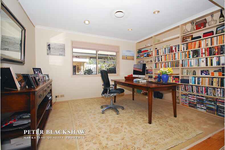 99 Novar Street Yarralumla 99 Novar Street Yarralumla