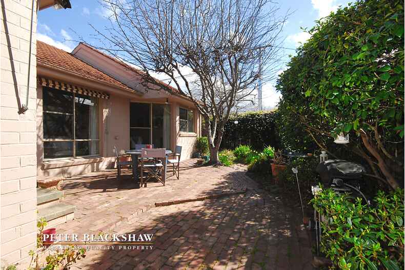 99 Novar Street Yarralumla 99 Novar Street Yarralumla