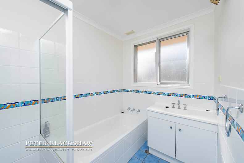 14 Coobina Place Fisher 14 Coobina Place Fisher