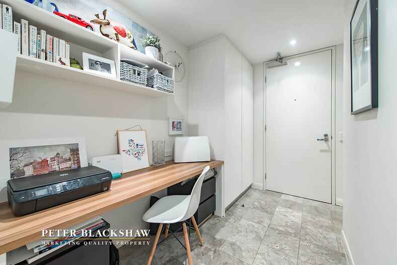 1/19 Leichhardt Street Kingston