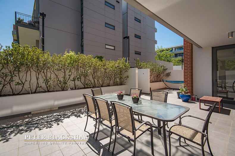 1/19 Leichhardt Street Kingston