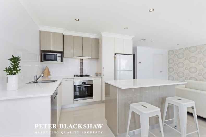 15/29 Muriel Stewart Circuit Bonner 15/29 Muriel Stewart Circuit Bonner