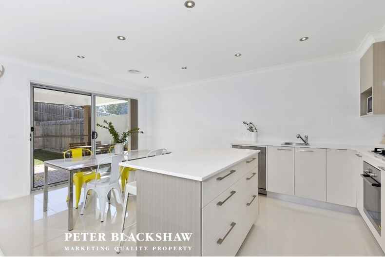 15/29 Muriel Stewart Circuit Bonner 15/29 Muriel Stewart Circuit Bonner