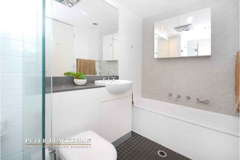 30/53 Eyre Street Kingston 30/53 Eyre Street Kingston