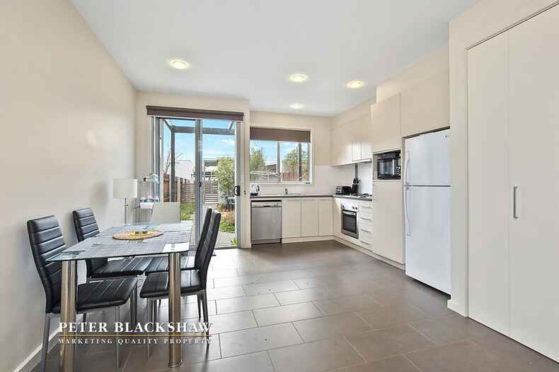 5 Stowport Avenue Crace 5 Stowport Avenue Crace