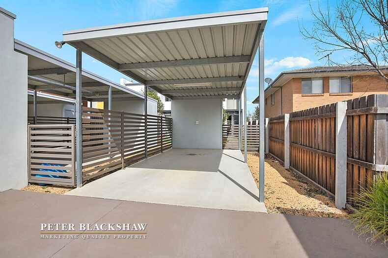 5 Stowport Avenue Crace 5 Stowport Avenue Crace