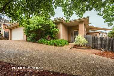 17 Magnolia Close Jerrabomberra