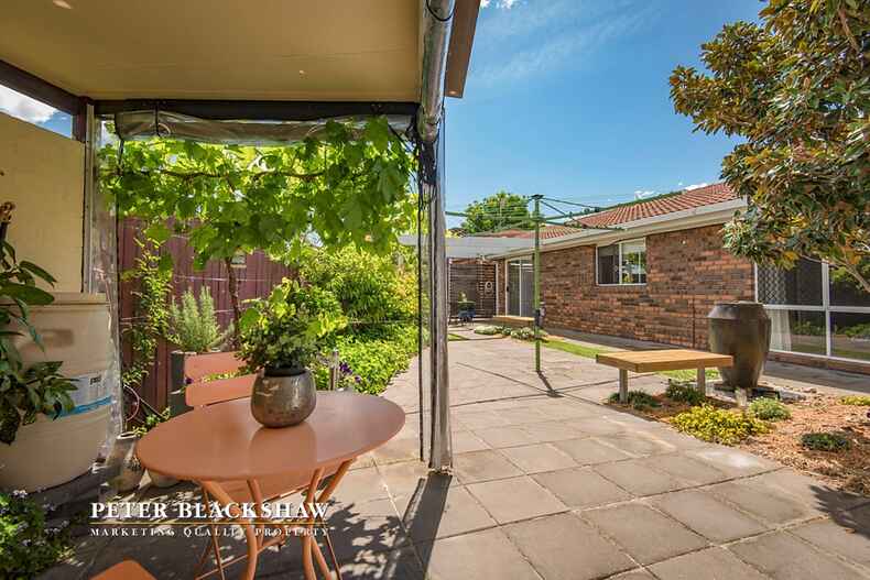 4 Garrong Avenue Queanbeyan West