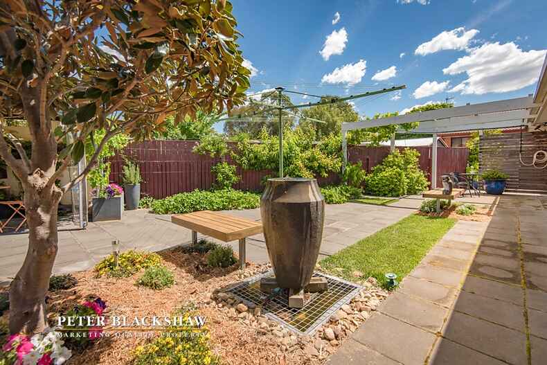 4 Garrong Avenue Queanbeyan West