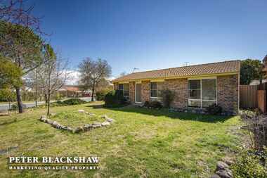 15 Sherwood Circuit Gordon