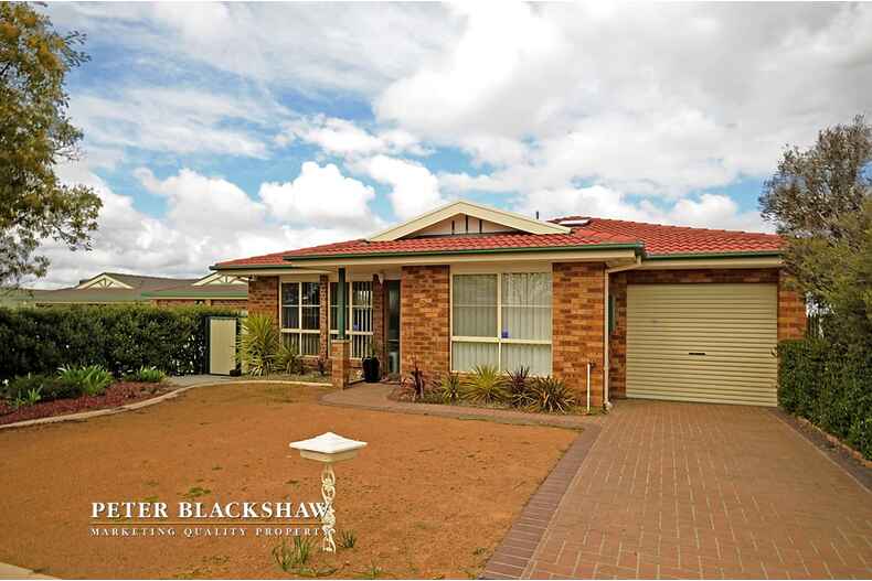 8 Mawalan Street Ngunnawal 8 Mawalan Street Ngunnawal