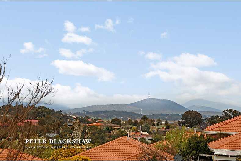 8 Mawalan Street Ngunnawal 8 Mawalan Street Ngunnawal