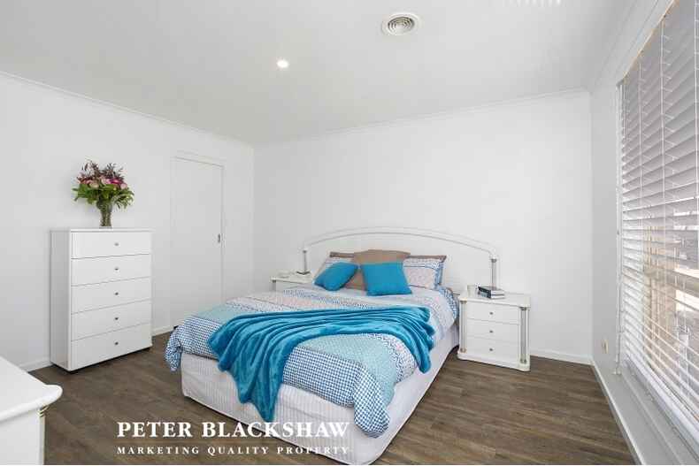 1 Kuhn Place Nicholls 1 Kuhn Place Nicholls