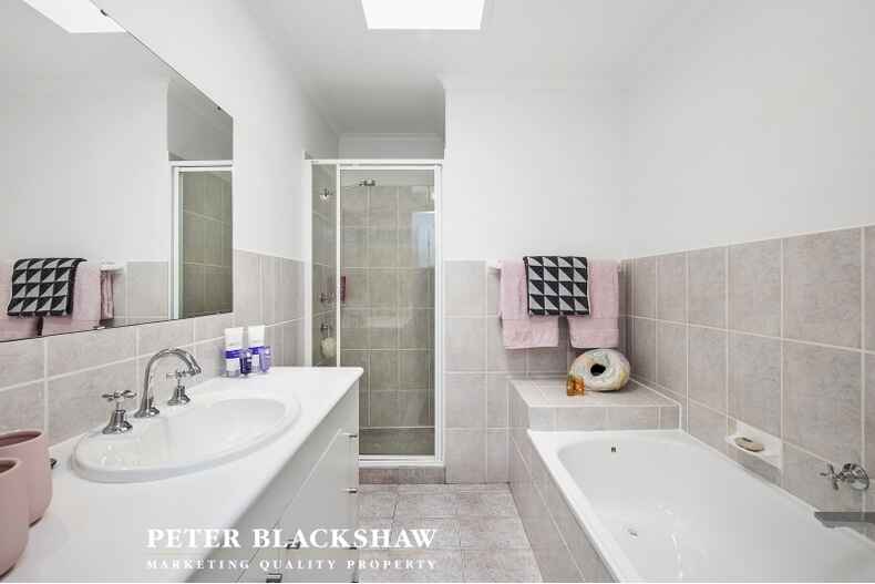 1 Kuhn Place Nicholls 1 Kuhn Place Nicholls