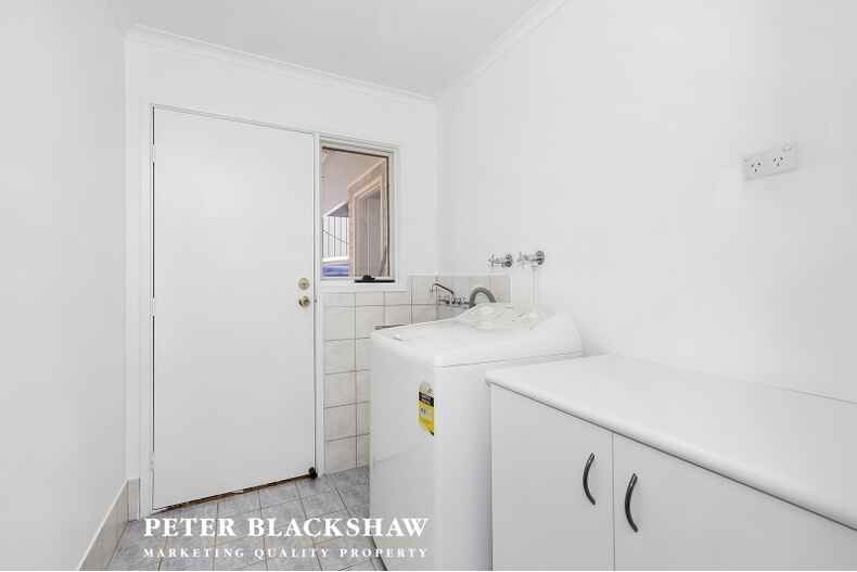 1 Kuhn Place Nicholls 1 Kuhn Place Nicholls