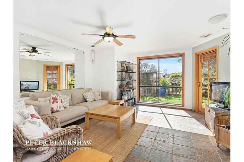 10 Freney Place Florey 10 Freney Place Florey