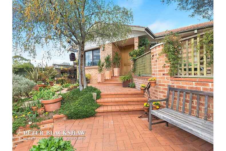 10 Freney Place Florey 10 Freney Place Florey