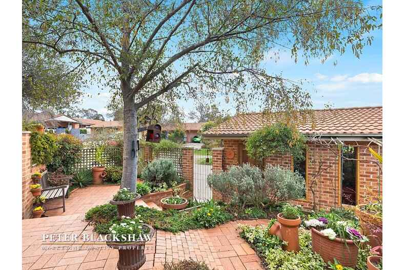 10 Freney Place Florey 10 Freney Place Florey