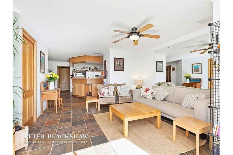 10 Freney Place Florey 10 Freney Place Florey